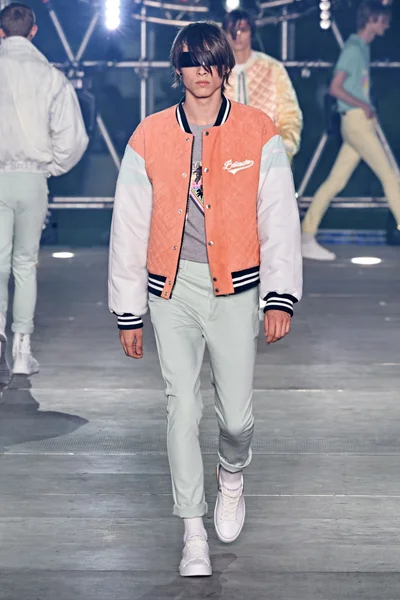 Look 31